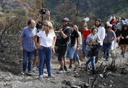 La vicepresidenta Díaz visita esta mañana el terreno quemado de Folgoso do Courel. Pedro Agrelo.