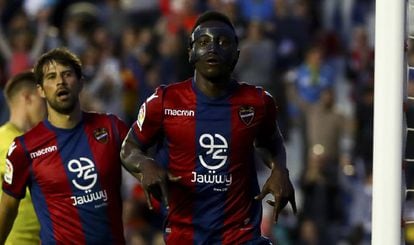 Emmanuele Boateng, durante el partido contra el Barcelona.
