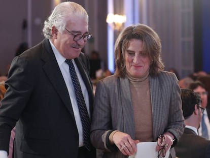 José Bogas, CEO de Endesa y Teresa Ribera, vicepresidenta tercera del Gobierno y ministra de Transición Ecológica y Reto Demográfico el miercoles en el Spain Investors Day.