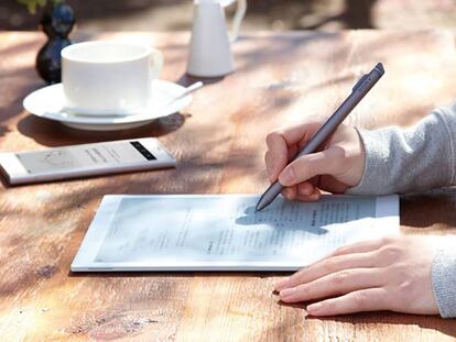 Sony lanza una nueva tableta de tinta electrónica con lápiz inteligente