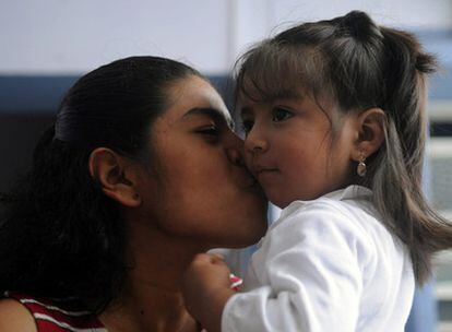 Esther Sulamita y su madre, Ana Escobar, el pasado día 24