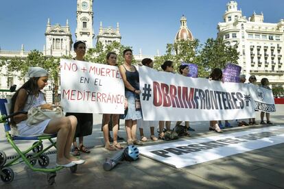 Presentación de la caravana a Grecia en defensa de los derechos de los refugiados.