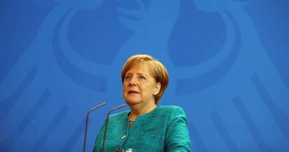 La canciller alemana, Angela Merkel, durante una rueda de prensa, este jueves en Berl&iacute;n.