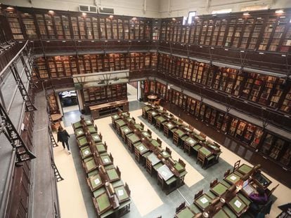 Biblioteca del Ateneo, lugar que frecuentó durante toda su vida en Madrid Benito Pérez Galdós, en 2021.