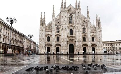 La plaza del Duomo de Milán en una foto tomada este 5 de marzo.