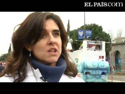 Preparativos de la carroza de la Fundación Síndrome de Down para la Cabalgata de Reyes