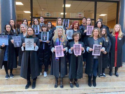 Concentración de letrados de la Administración de Justicia en Palma de Mallorca este miércoles, 14 de diciembre de 2022.