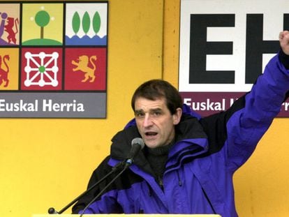 El dirigente de ETA Josu Ternera en una imagen de 2001, cuando era candidato de Euskal Herritarrok.