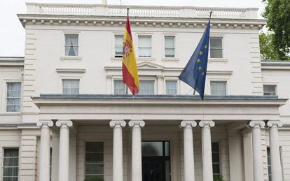 Façana de l'ambaixada d'Espanya a Londres.