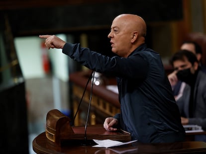 El diputado del PSOE Odón Elorza interviene en un pleno del Congreso.