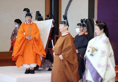 El príncipe Fimihito de Japón en su ceremonia de proclamación como heredero, en Tokio el domingo.