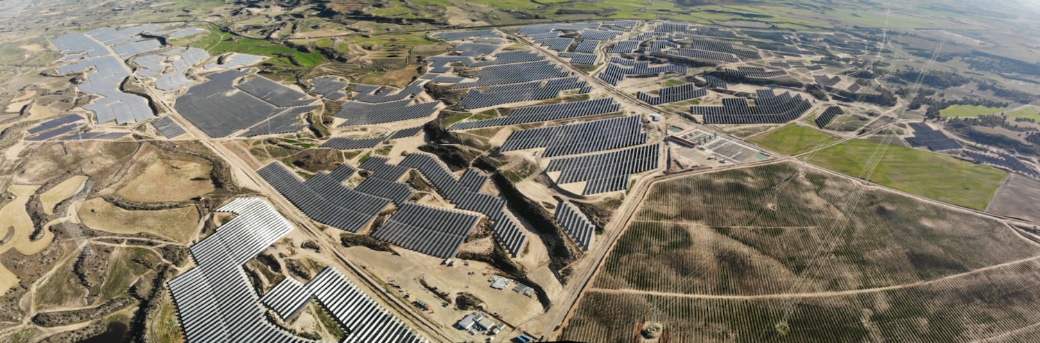 Complejo fotovoltaico construido por el Grupo Cobra (ACS) en Escatrón, Zaragoza.
