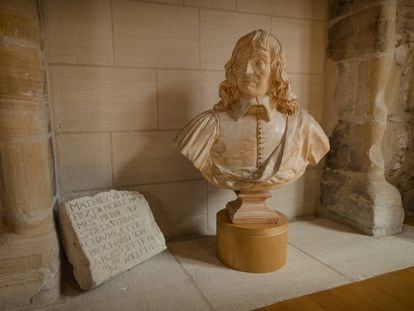 Busto del filósofo René Descartes en su casa natal, en el pueblo francés que lleva su nombre. 