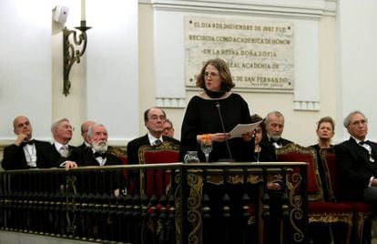 Estrella de Diego, este domingo durante su discurso de ingreso en la Real Academia de Bellas Artes de San Fernando.