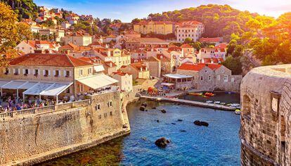 Croàcia és el país d’un dels personatges de la novel·la.