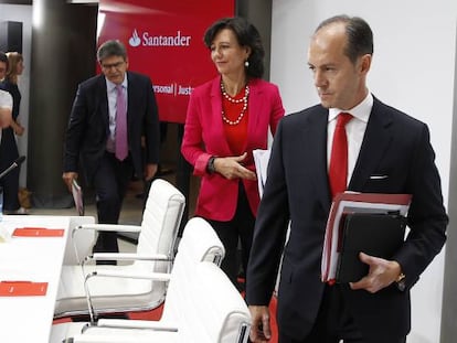 José Antonio Álvarez, Ana Botin y Rami Aboukhair.