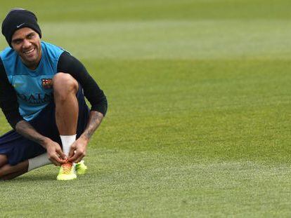 Dani Alves, durante un reciente entrenamiento.