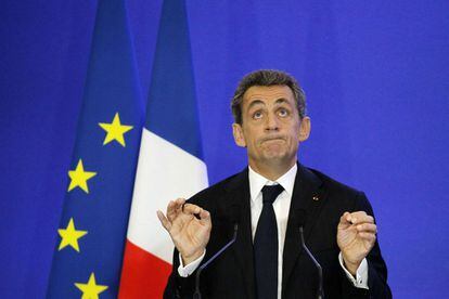 El expresidente de Francia y líder del partido Les Républicains Nicolas Sarkozy durante un discurso en la sede del partido en París (Francia).