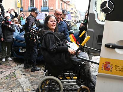 Raquel Díaz, a su llegada el lunes a la Audiencia Provincial de León.