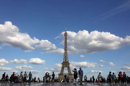 vista de la torre Eiffel,en junio de 2017