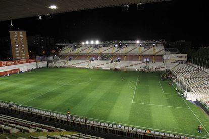 Vista general del estadio de Vallecas.
