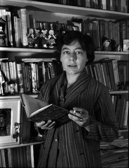 Alejandra Pizarnik, in her library on an image provided by the Flia D'Amico-Digisi Archives. 