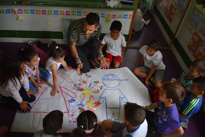 Alumnos del CEIP El Puntal en Murcia durante una clase del Proyecto 'Súper Puntalilla'.