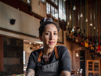 Marsia Taha, la cocinera boliviana en Gustu, su restaurante de La Paz en una foto proporcionada por el establecimiento.