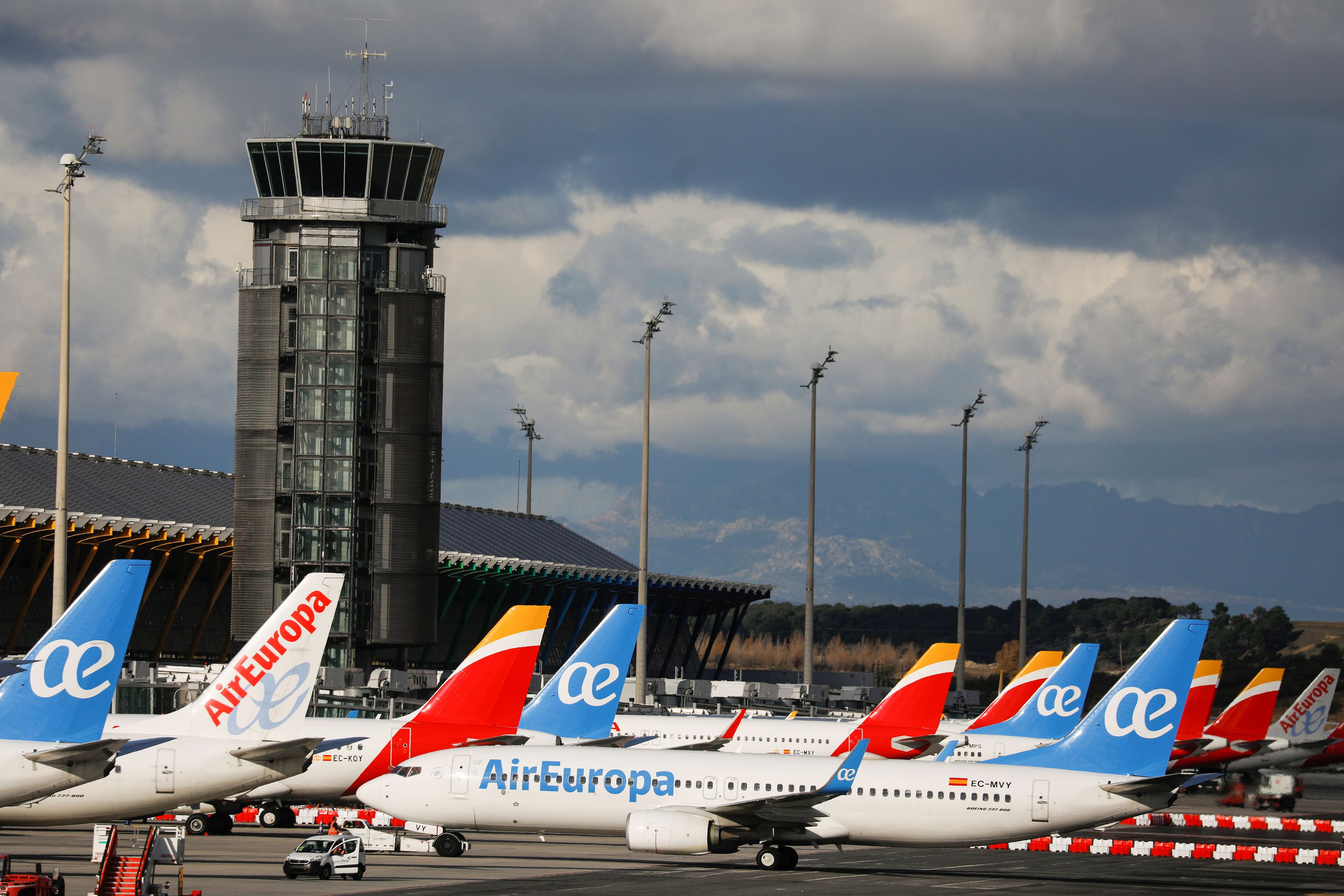 Bruselas examina si la toma de Air Europa tiene sentido industrial o IAG solo busca eliminar a su eterno rival