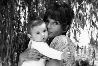 El 8 de febrero de 1970 nació Luca, su segundo hijo . Audrey se volcó en su familia y se instaló en su residencia suiza “La Tranquila”.