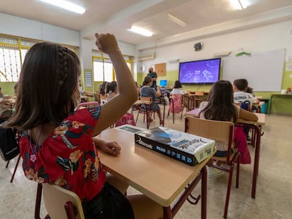 Niños en clase en el colegio público Federico de Arce de Murcia.