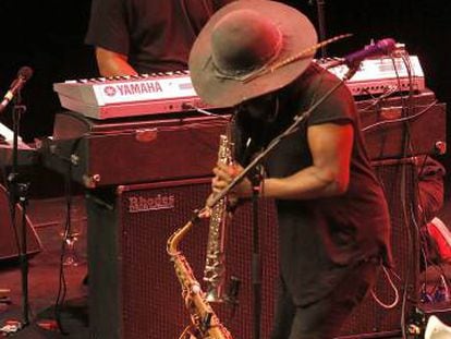 El teclista Robert Glasper, ayer durante su concierto.