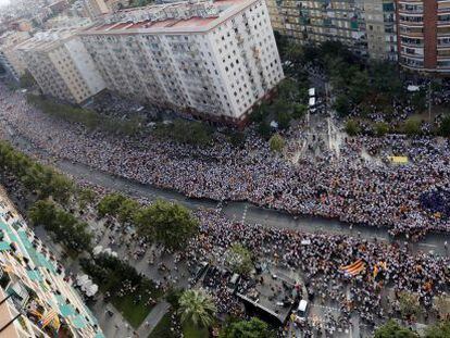 La concentración de los partidarios de la independencia en la Meridiana de Barcelona.