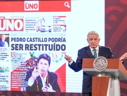 López Obrador habla sobre Perú, en mayo de 2023.