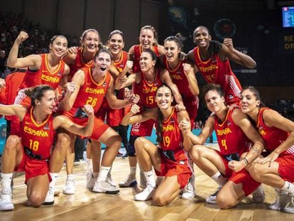 Las jugadoras española celebran el pase a semifinales