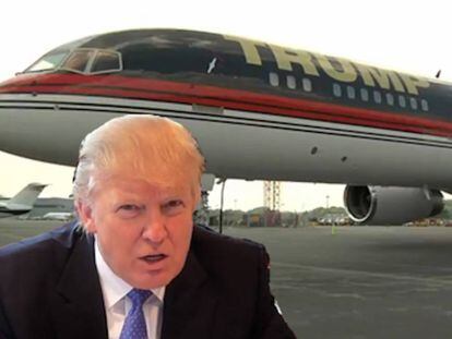 Donal Trump, candidato republicano, frente a su avión privado: el Trump Force One.