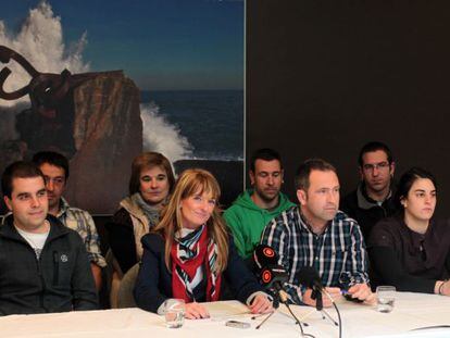 Zabalo (segunda por la izquierda) y Agirrezabalaga (a su izquierda), ayer en su rueda de prensa.