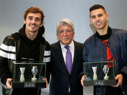 La posible marcha al Bayern del defensa, clave para Simeone, refleja el problema económico del club para afrontar renovaciones tras la millonaria de Griezmann