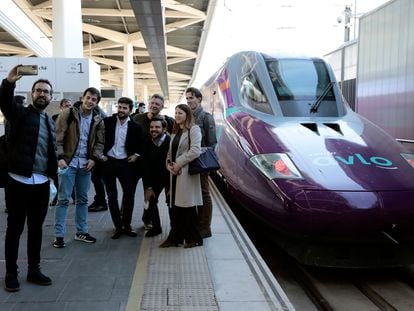 Llegada del primer Avlo a Valencia este jueves en una viaje de prueba con pasajeros.