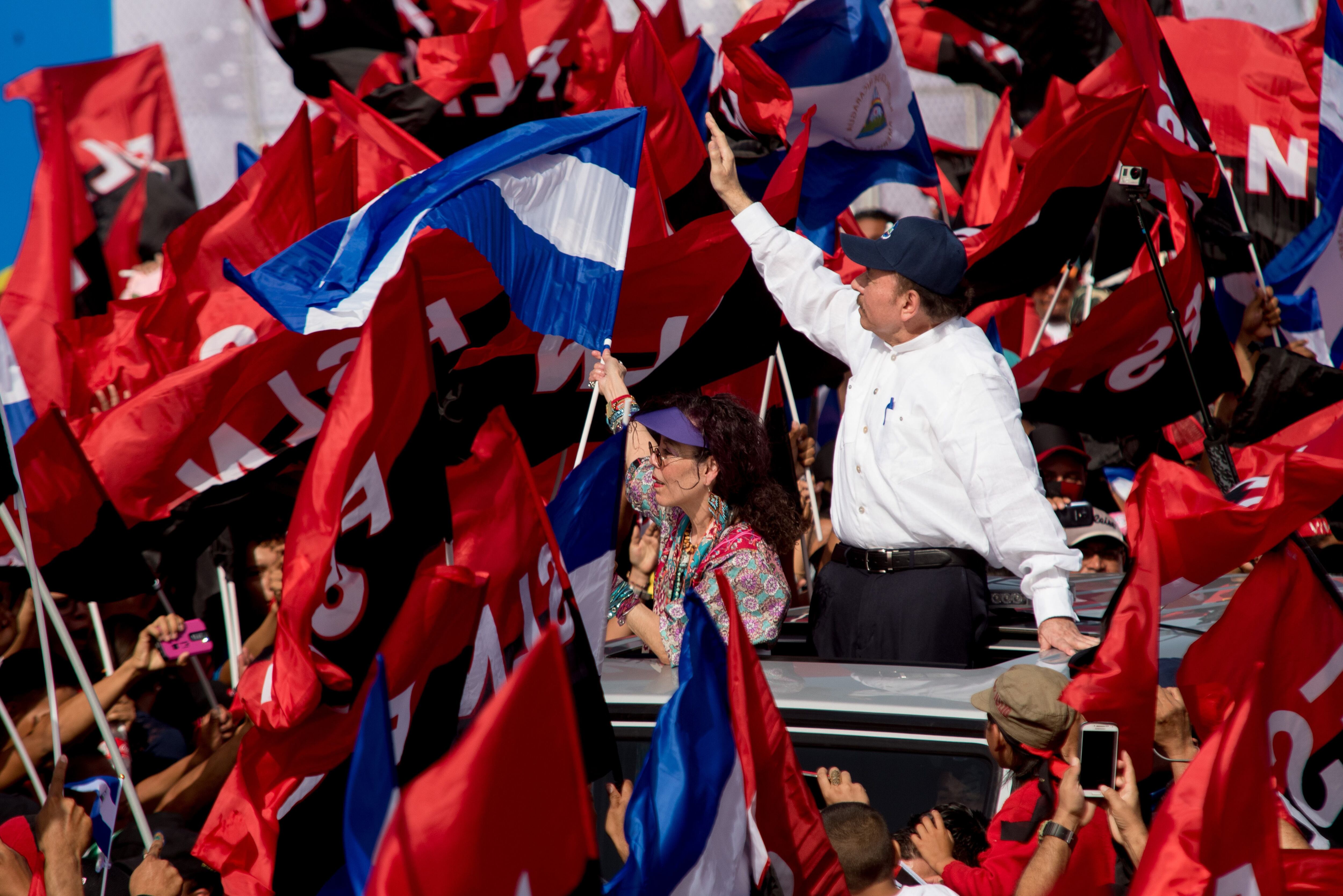 Daniel Ortega y Rosario Murillo, en Managua en el aniversario de la revolución sandinista, el 19 de julio de 2018.