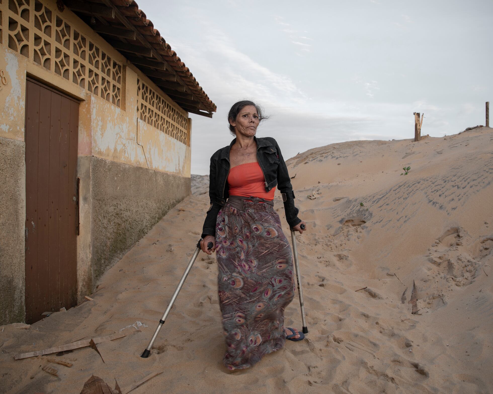 Atafona: la historia de un pueblo brasileño engullido por la arena y el ...