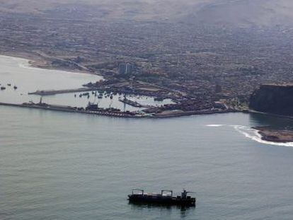 Panor&aacute;mica del puerto fronterizo de Arica (Chile), el 24 de enero.