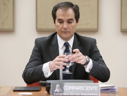 Jos&eacute; Antonio Nieto, durante su comparecencia, hoy en el Congreso. 