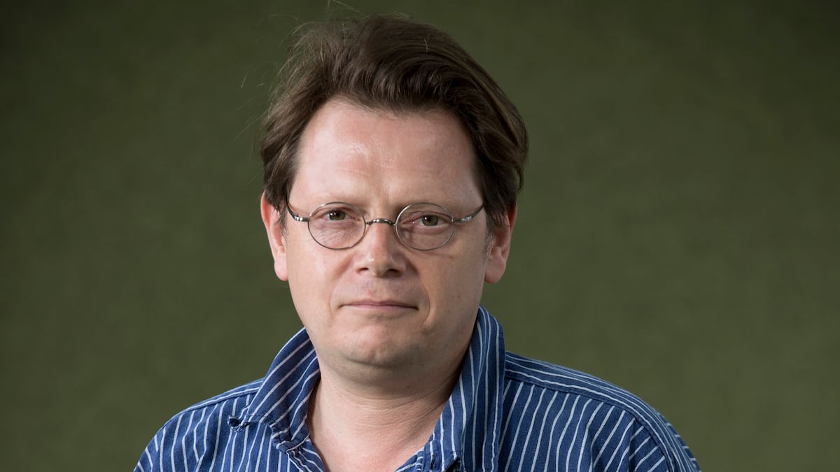 Edward Carey, el inesperado ‘best seller’ de corte gótico | Cultura