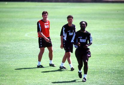 Seedorf, Mijatovic y Suker en un entrenamiento del Real Madrid, temporada 96- 97.