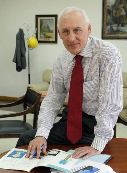 Martín Regaño, en su despacho de la central de Garoña.