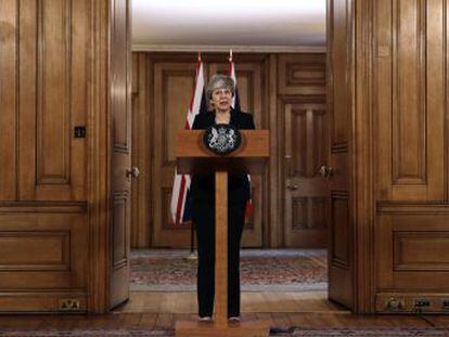 La primera ministra británica habla de un  momento decisivo  que exige la  unidad nacional 