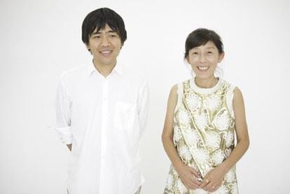 Los arquitectos Ryue Nishizawa y Kazuyo Sejima (a la derecha).