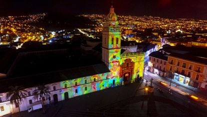 El arte de la policromía ha convertido al centro colonial de la capital ecuatoriana en un caleidoscopio de imágenes en movimiento, en el marco del programa 'Verano de las Artes'.