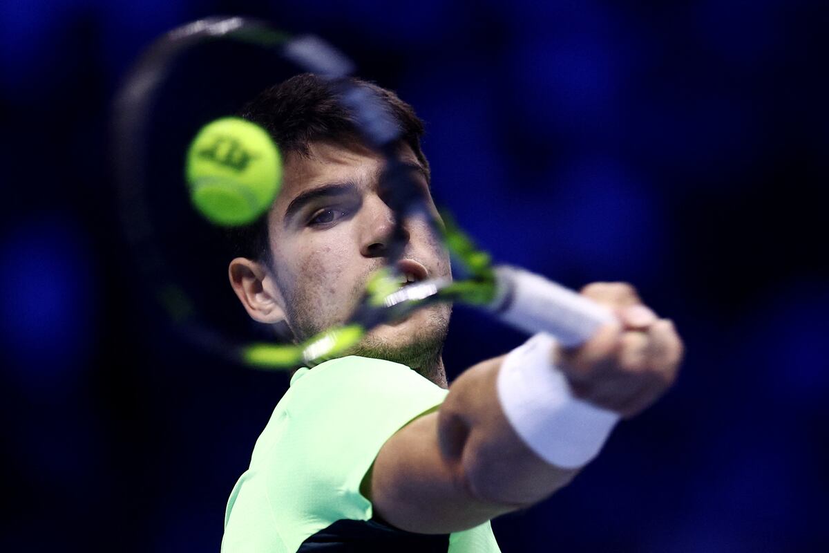 Copa de Maestros 2023: Alcaraz se reengancha ante el desquiciado Rublev | Tenis | Deportes